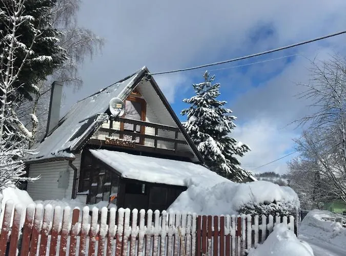 Jakusowka Pochodzita W Sercu Beskidow Laliki